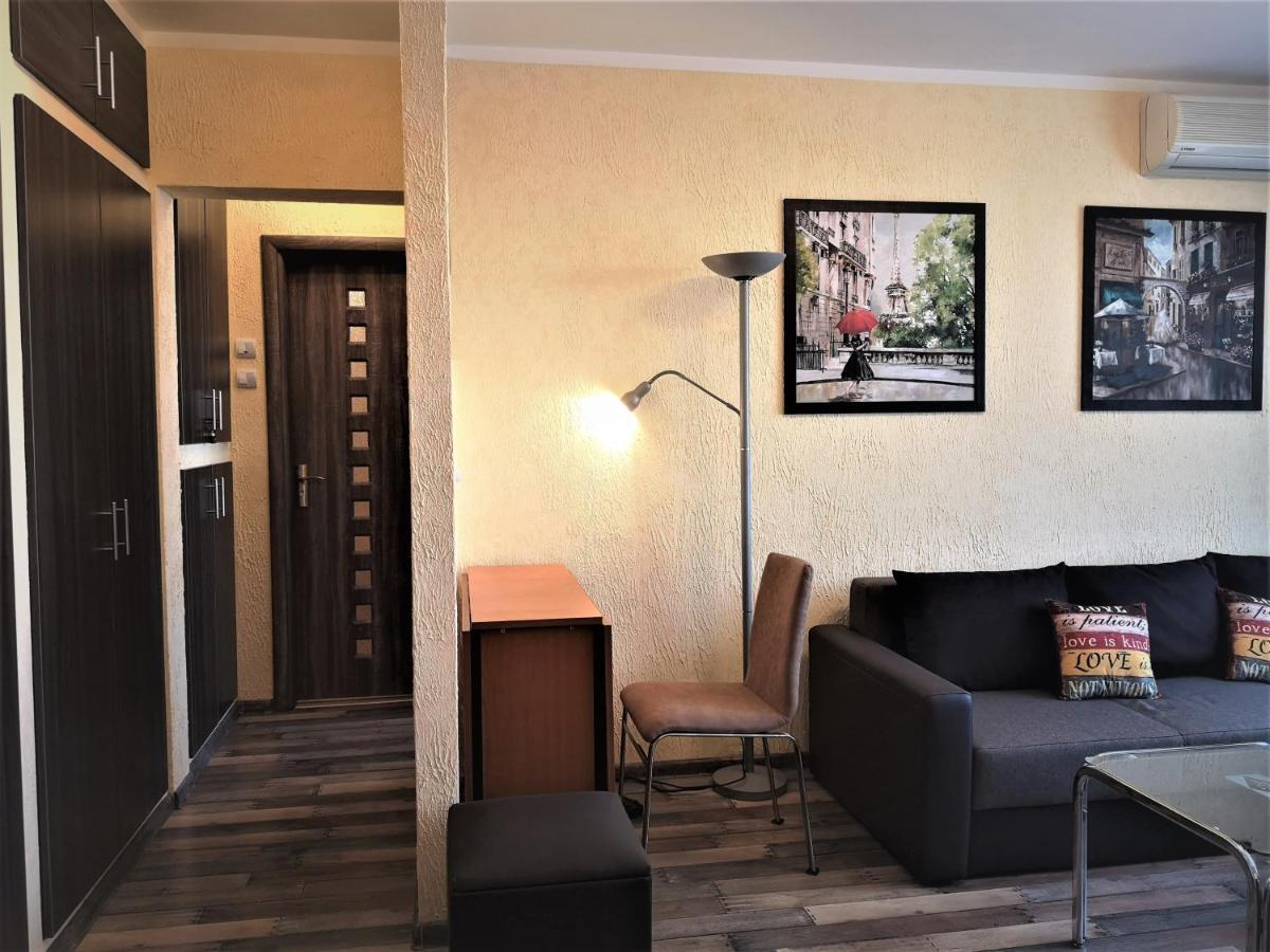 Apartament Anca Bukarest Exteriör bild