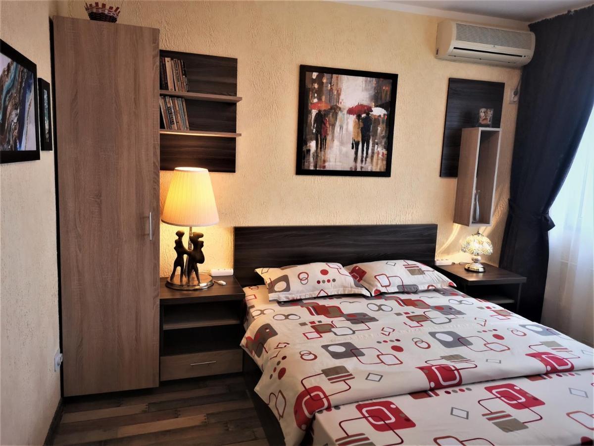 Apartament Anca Bukarest Exteriör bild