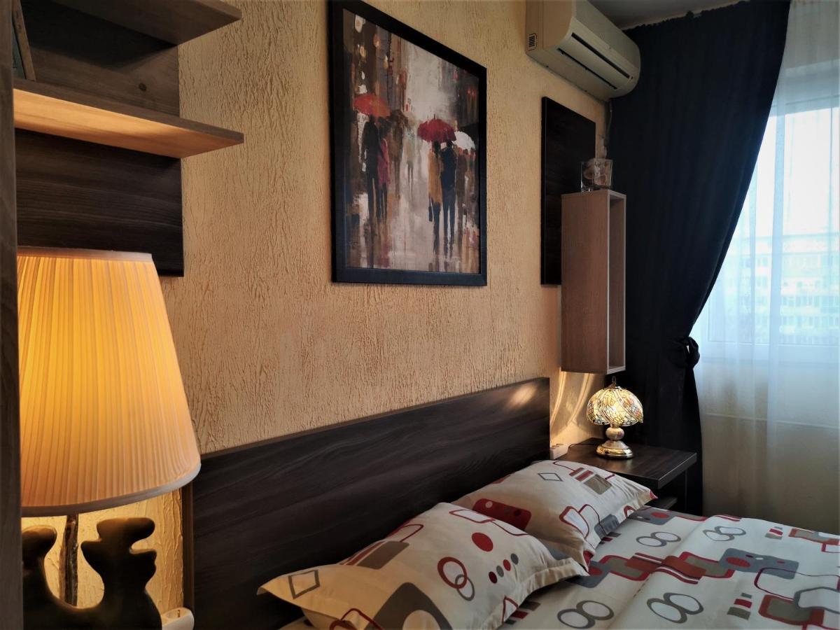 Apartament Anca Bukarest Exteriör bild