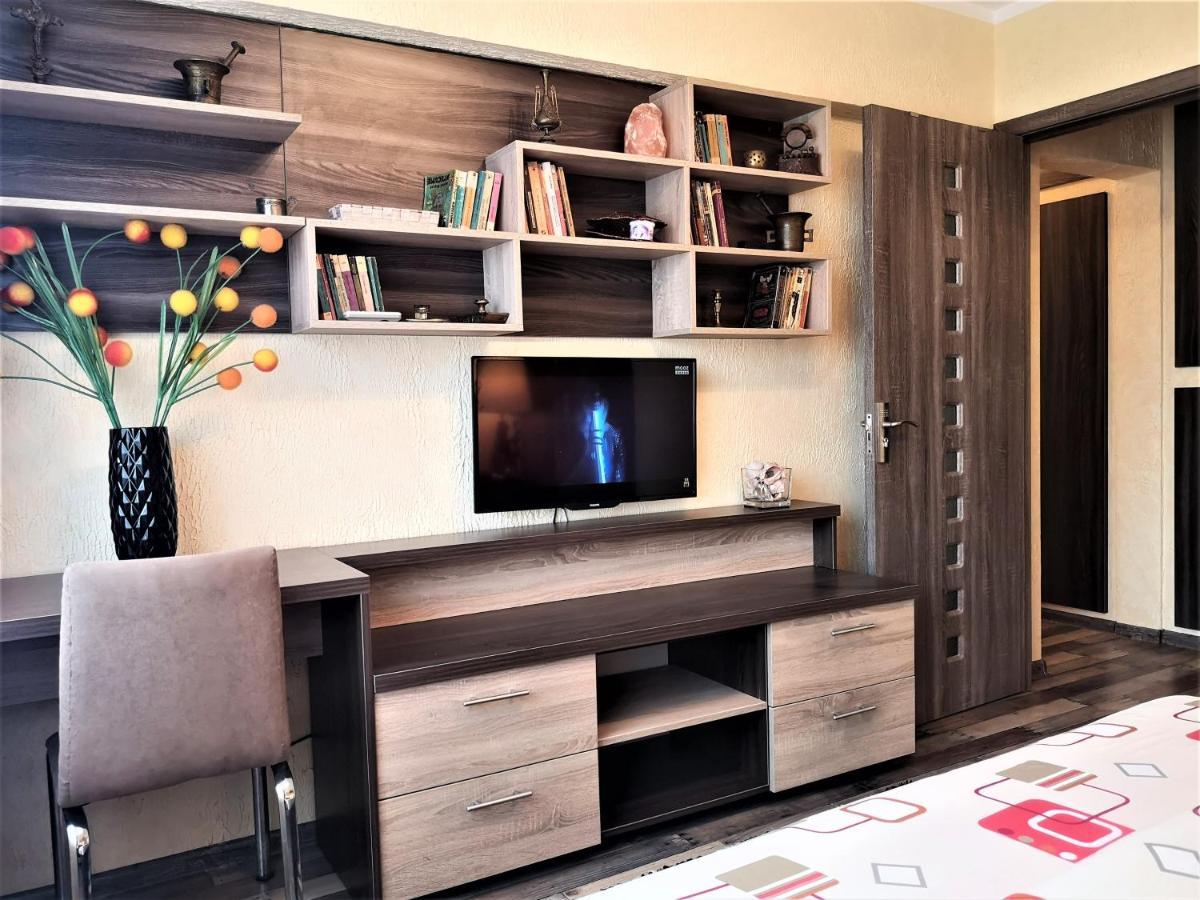 Apartament Anca Bukarest Exteriör bild
